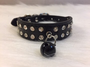 Halsband Kyra Black 2