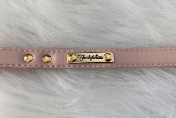 Funkylicious Makeup Leash 4
