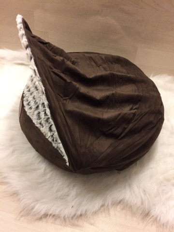 JV Snakeskin Snuggle Nest 3