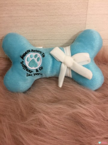 Sniffany & Co Bone 2