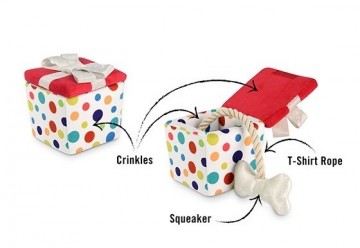 PLAY Pawfect Present 1