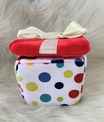 PLAY Pawfect Present 2