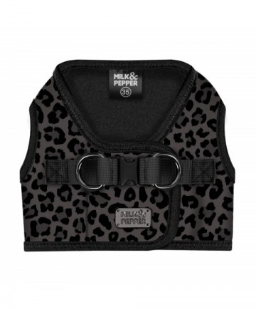 Milk and Pepper Tanzania Harnas