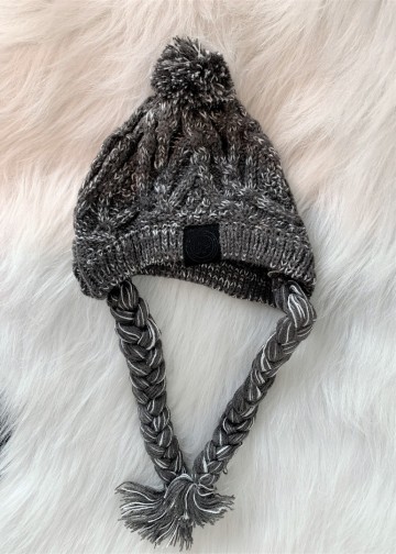 Wintermuts Knitted Grey Touwen