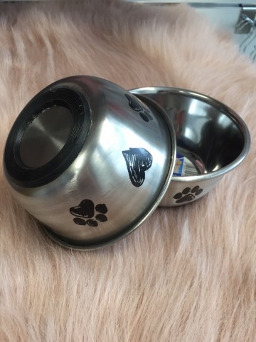 Trixie Voerbak Pootje 3